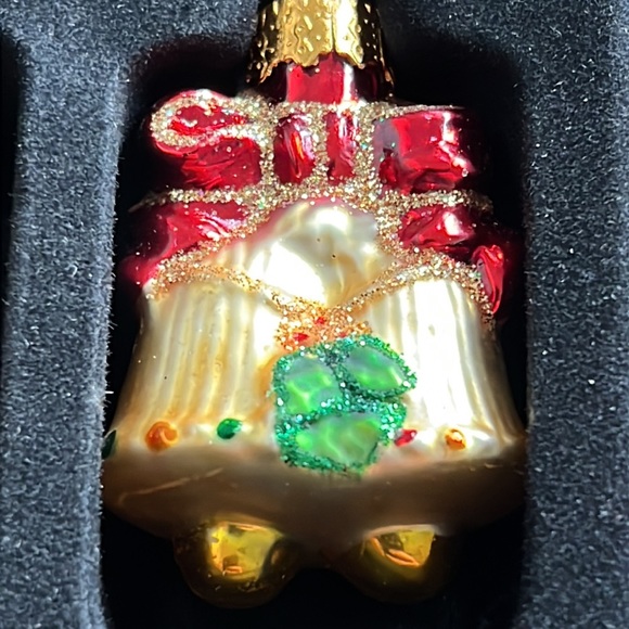 Hand crafted glass tiny Christmas ornament assortment - Picture 9 of 9